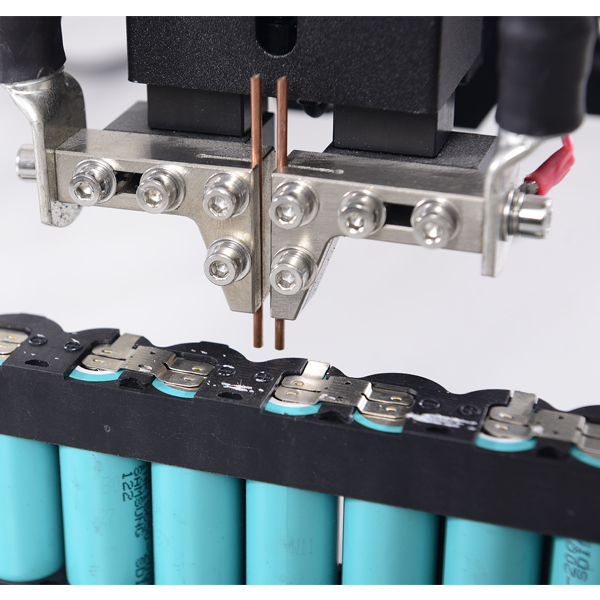 动力电池点焊机